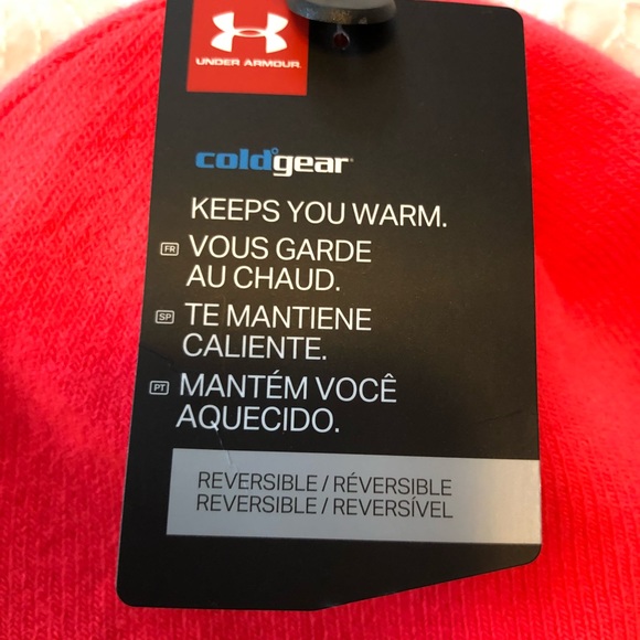 Under Armour Girls Beanie. BNWT. Reversible. - Picture 3 of 6